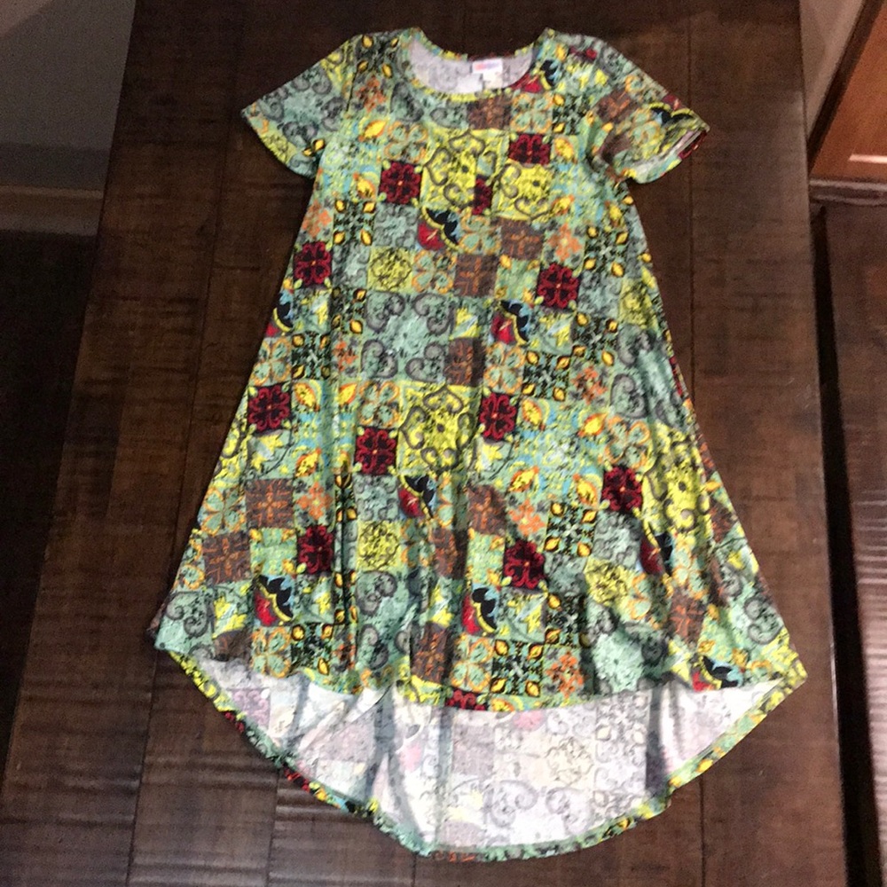 LuLaRoe printed Carly